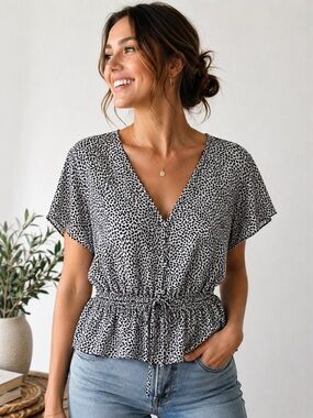 H&M Black & White Printed V-Neck Peplum Top